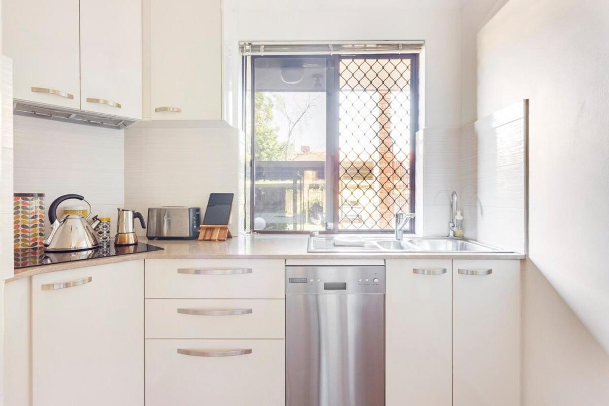 The Lake House Perth Ngoại thất bức ảnh